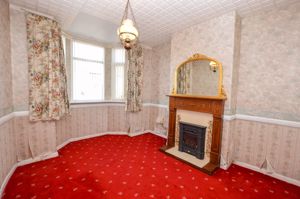 Lounge- click for photo gallery